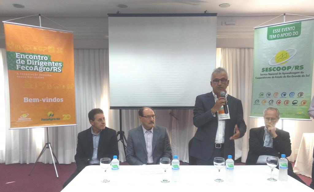 Cooperativas agropecuárias se reúnem para debater rumos do sistema