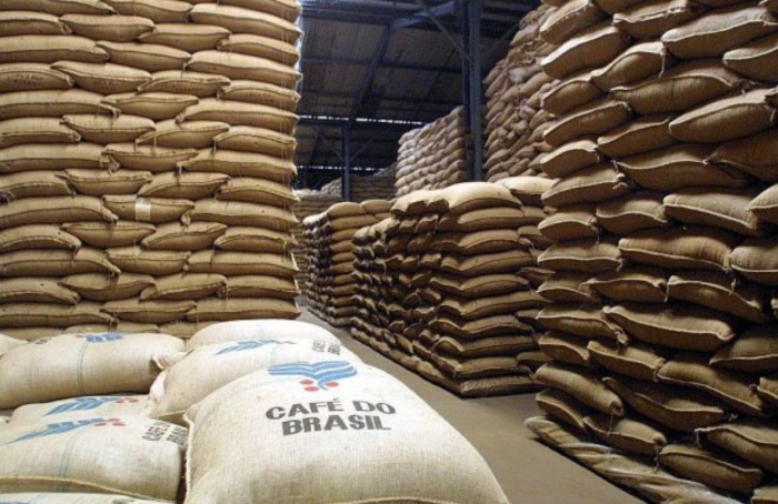 Brasil deixa de embarcar 453 mil sacas de café em junho