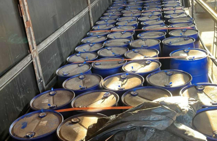 Ministério da Agricultura intercepta carga de 20 mil litros de azeite fraudado em Foz do Iguaçu (PR)