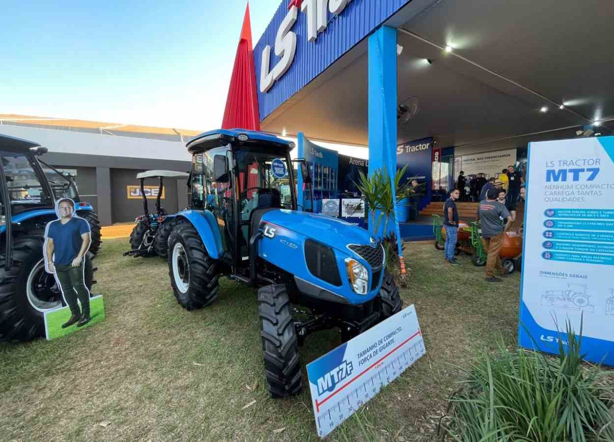 LS Tractor apresenta a nova série de tratores MT7 na Agrishow 2024