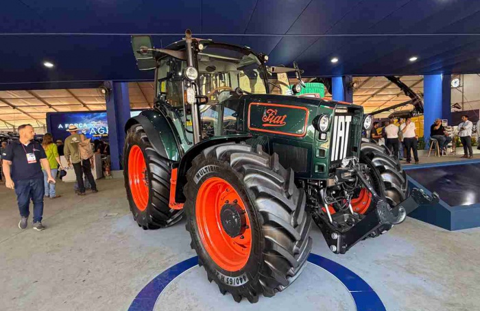 New Holland apresenta trator conceito inspirado no Fiat 702
