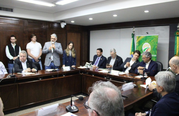 Setor arrozeiro gaúcho discute alternativas para crise