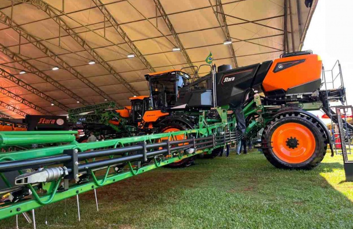 Stara apresenta máquina multifuncional Spartakus no Show Rural