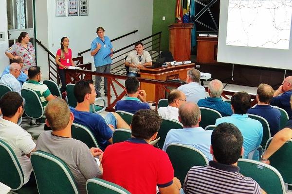 ​Reunião em Restinga Sêca (RS) define início das obras de 987 microaçudes