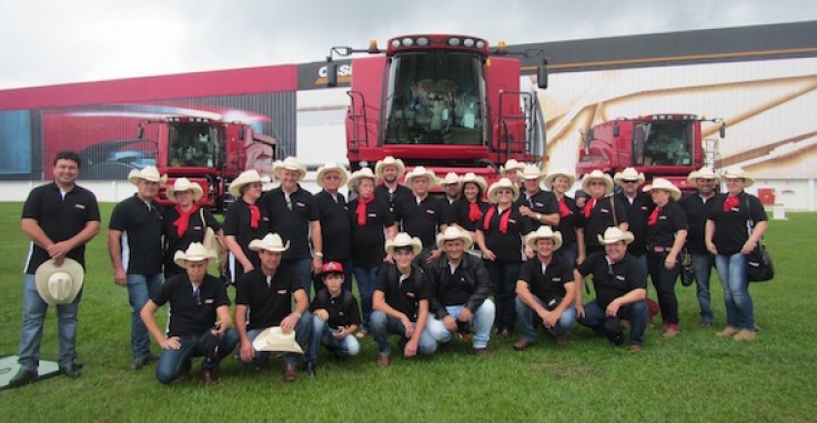 Visitas guiadas na Case IH atraem mais de 800 clientes