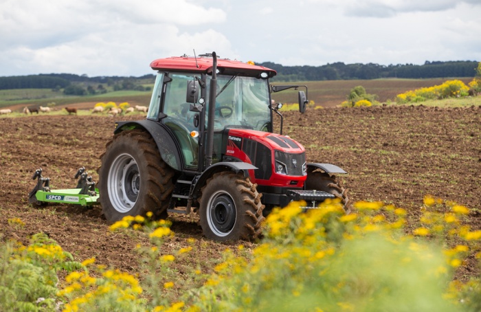 Technical details of the Mahindra 8110 tractor