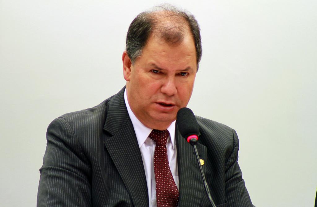 Alceu Moreira toma posse como presidente da Frente Parlamentar da Agropecuária