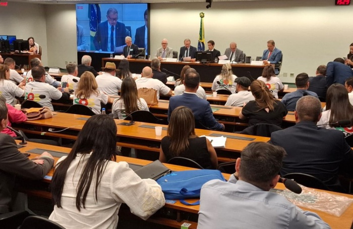Endividamento dos produtores gaúchos é tema de audiência
