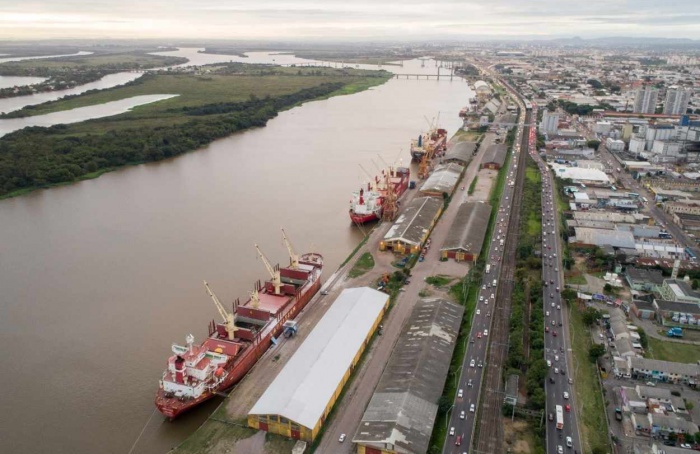 Portos do RS movimentam 28,2 milhões de toneladas em 2025
