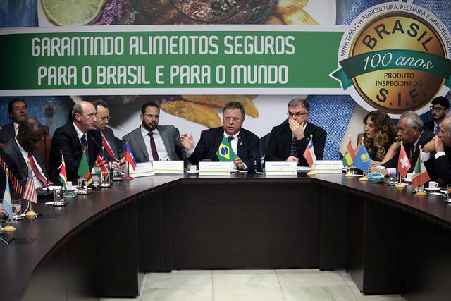 Blairo Maggi se reúne com representantes da agricultura de 40 países