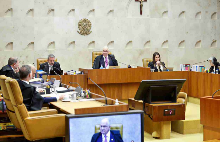 STF retoma julgamento sobre isenções fiscais para pesticidas