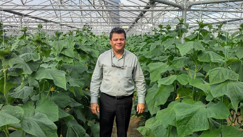 CEA-IAC leva conhecimento sobre uso agrícola de adjuvantes a evento nos EUA