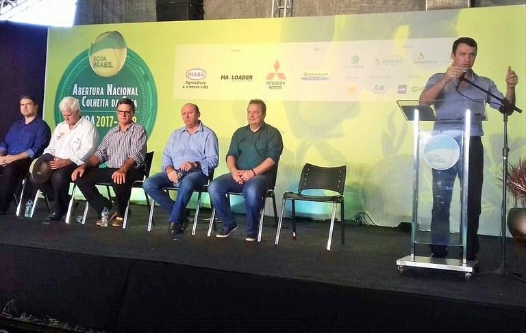 Mapa vai elaborar projeto de logística do agronegócio, anuncia Novacki