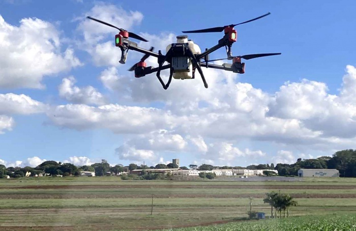 Publicação destaca papel da tecnologia de aplicação de pesticidas para uso seguro no campo
