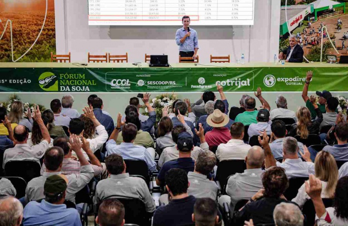 Expodireto Cotrijal amplia debates sobre seguro, canola e soja