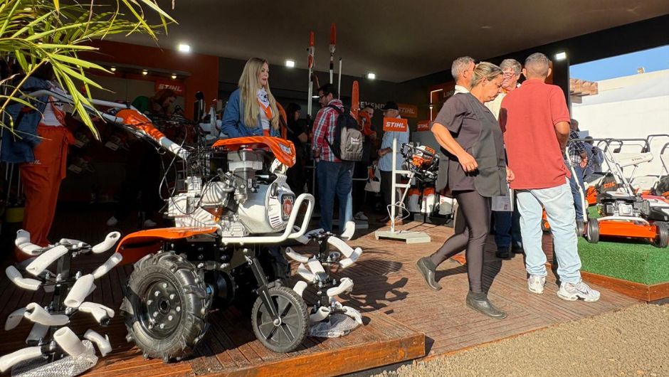 STIHL 在 Hortitec 展会上展示了固定式发动机和割草机。