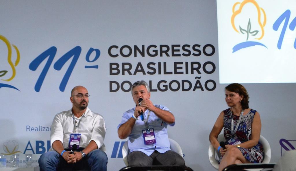 11º Congresso Brasileiro do Algodão reúne especialistas para  debate sobre controle  biológico de pragas