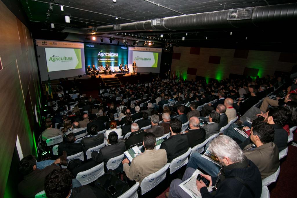 ​5º Fórum de Agricultura da América do Sul debate sucessão no campo