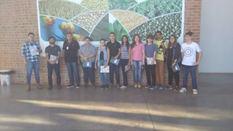 Defesa fitossanitária é tema de seminário a alunos de ciências agrárias