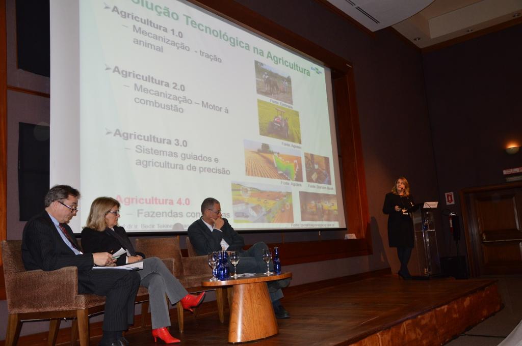 Digitalização no campo busca transformar agricultura