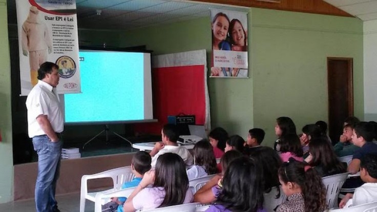 DuPont e Castrolanda levam projeto de sustentabilidade a escola de Castro (PR)