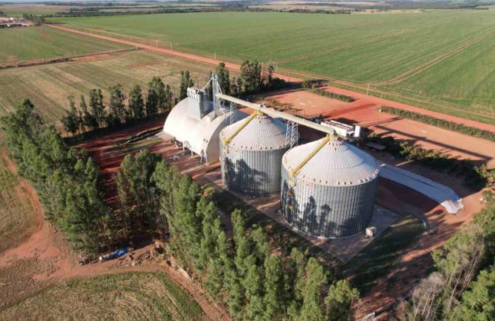 Déficit de armazenagem preocupa produtores de Mato Grosso