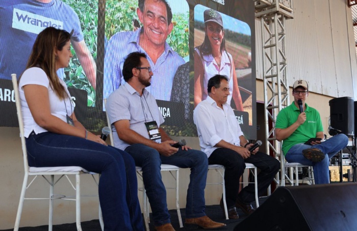 Dia de Campo sobre comercialização de grãos e insumos reúne mais de 120 pessoas em Goiás