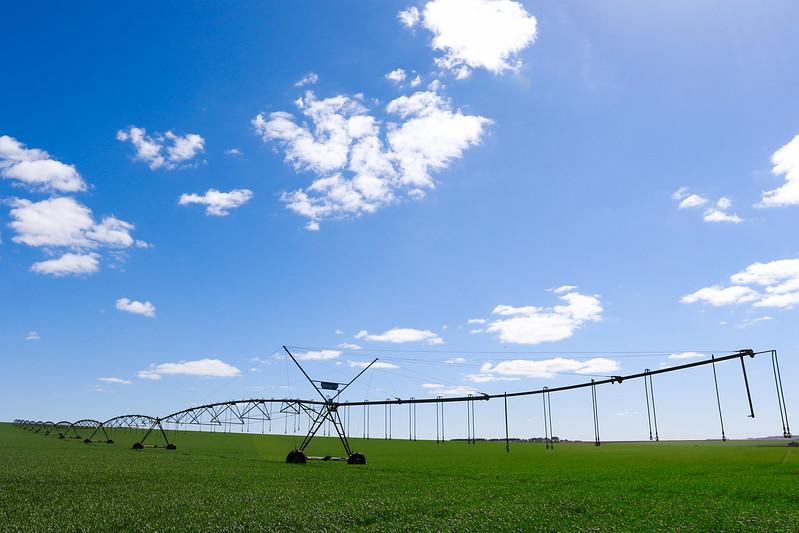 Agricultores paranaenses apostam em irrigação inteligente