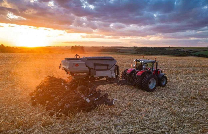 Massey Ferguson marca presença na Coopercitrus Expo 2025