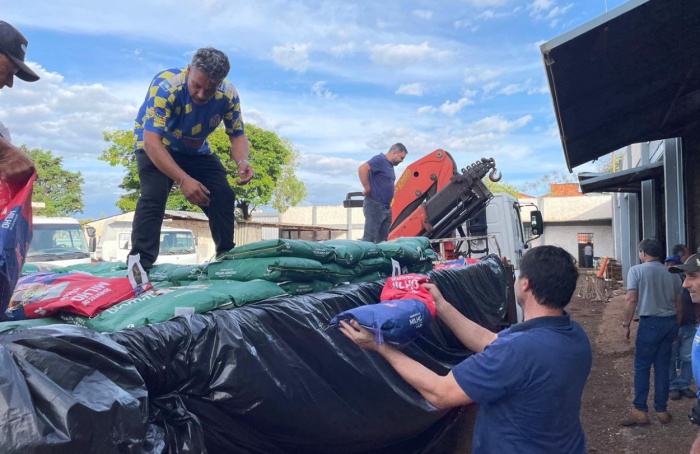 RS recebe 756 sacas de milho para recuperação de lavouras