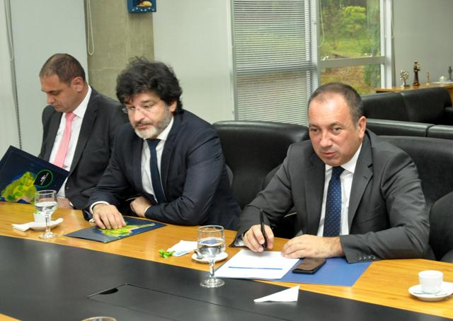 Ministro das Relações Exteriores da Bósnia e Herzegovina visita a Embrapa Monitoramento por Satélite