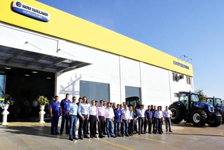 Concessionária Coopercitrus New Holland é inaugurada em Ribeirão Preto, SP