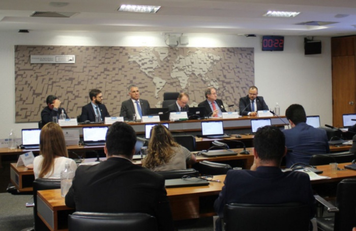 Plano Safra 2025/26 é debatido na Comissão de Agricultura