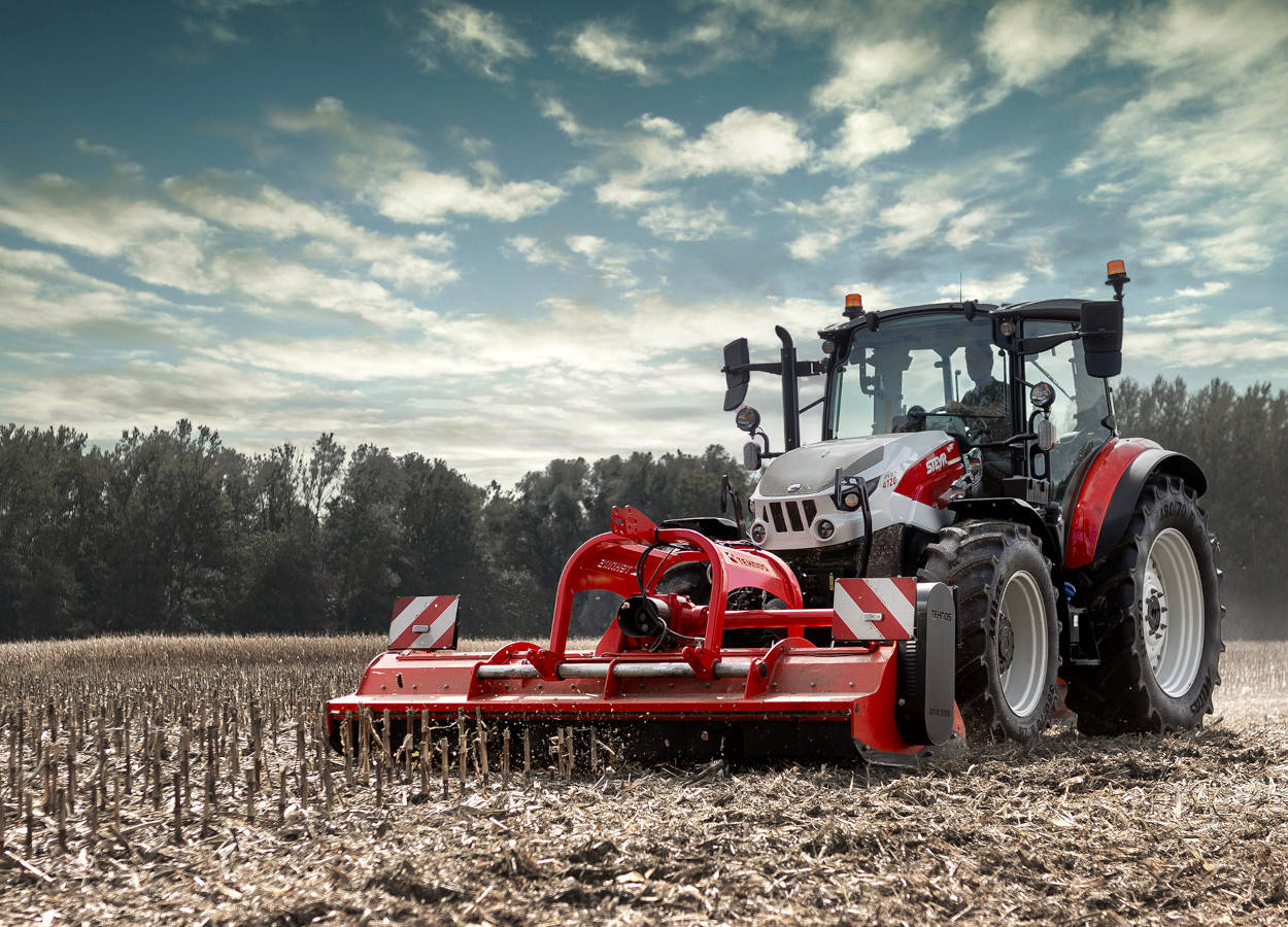 Trator Steyr Plus 4120