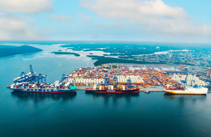 TCP movimenta um milhão de TEUs mais cedo do que em 2025