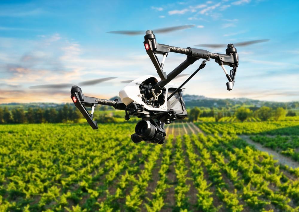 Controle da fazenda na palma da mão do agricultor