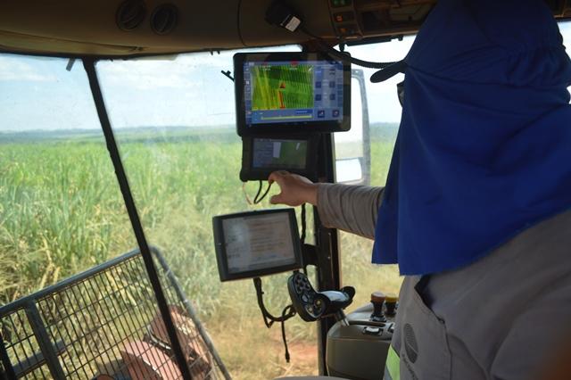 Adecoagro investe em agricultura 4.0 e beneficia 11 cidades do Mato Grosso do Sul