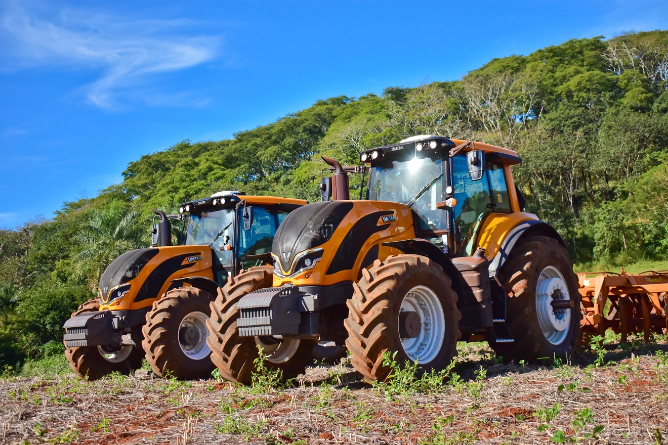 Test drive exclusivo com os tratores da Série M5 da Valtra