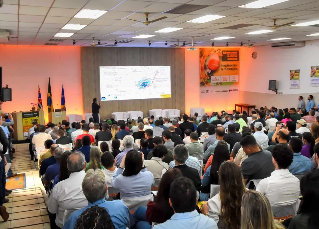 Expocitros reúne cadeia citrícola em Cordeirópolis