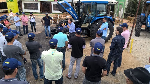 New Holland oferece treinamento para os produtores na ExpoConquista