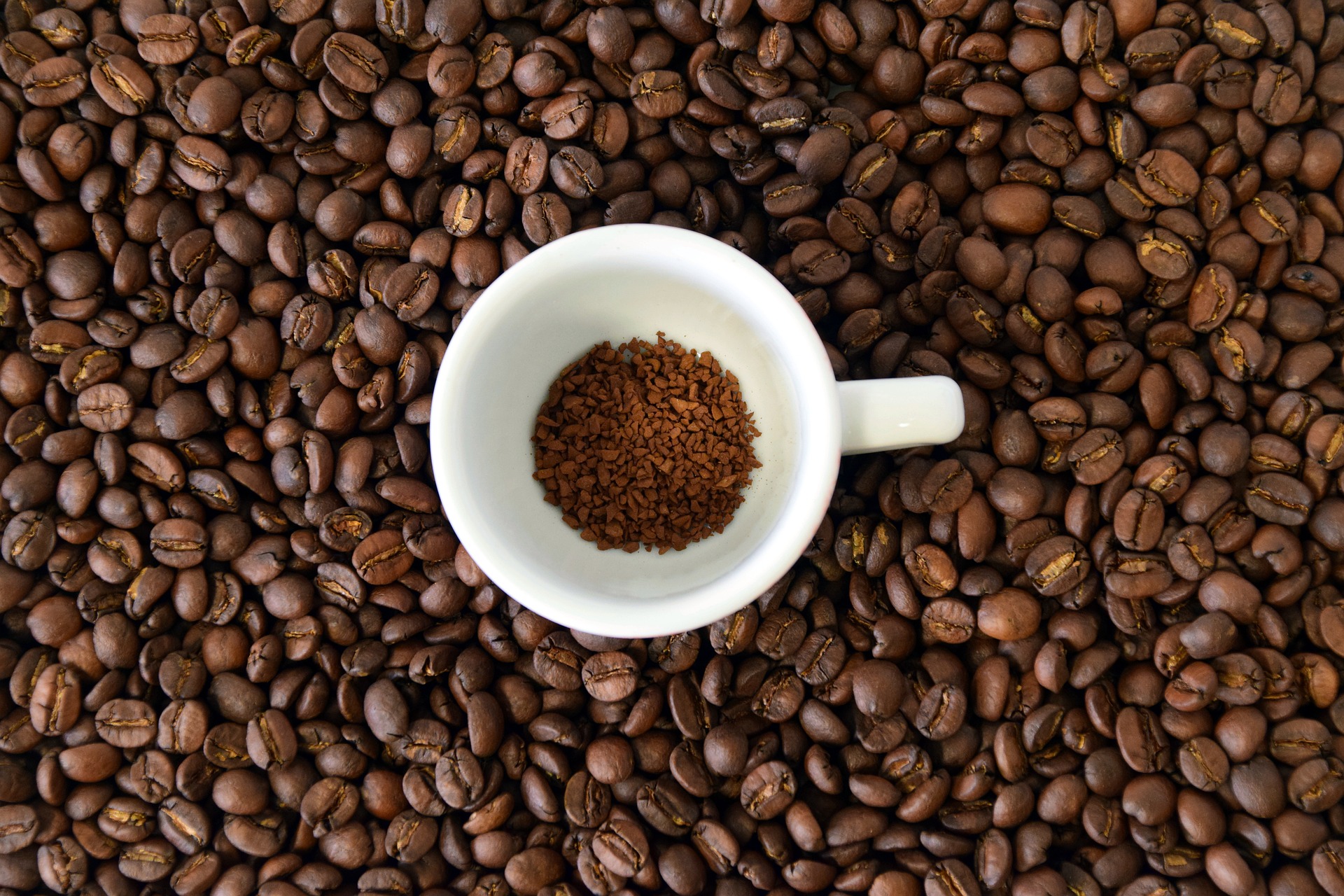 Exportação de café solúvel cai em volume, mas tem receita recorde em 2022