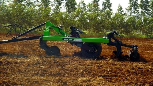 Escarificador é destaque da Piccin durante a Campo Grande Expo