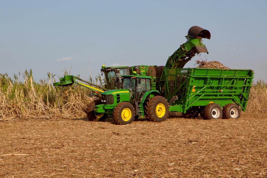 Deere acquires Unimil, a supplier of parts for sugarcane harvesters