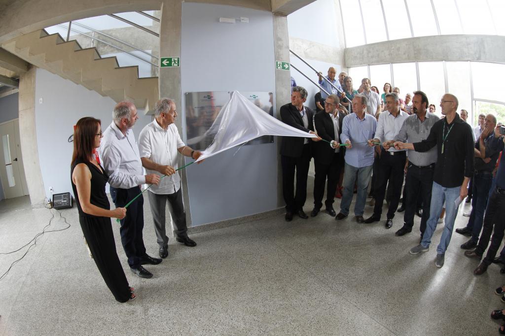 Presidente da Embrapa inaugura laboratórios do futuro em Pelotas/RS