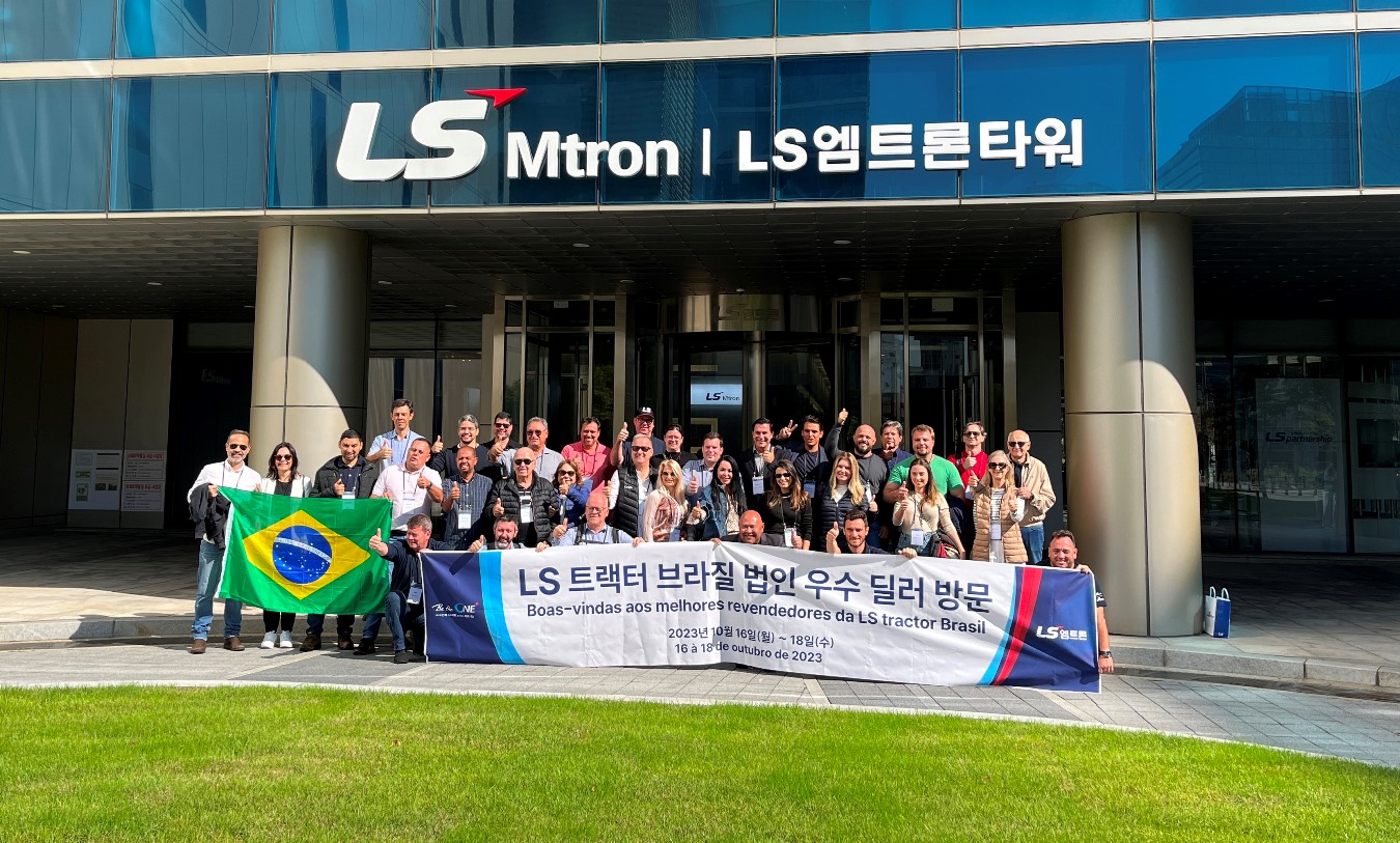 Grupo de brasileiro visitou todas as instalações da empresa na Coreia do Sul