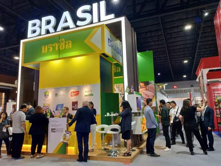 Brasil participa pela primeira vez de feira de negócios na Tailândia