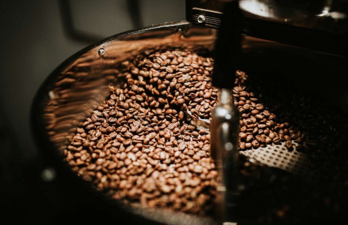 Preço do café avança com oferta brasileira em baixa