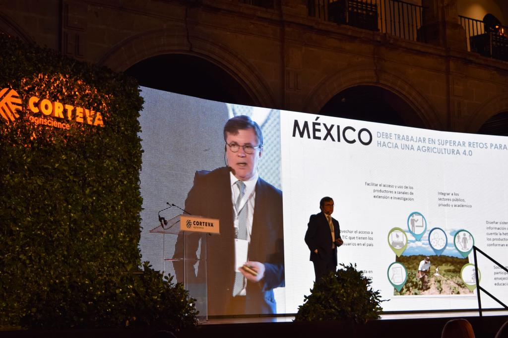 Diretor do IICA fala sobre os desafios do agro em evento no México