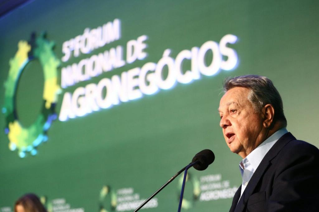 Segurança e garantia de renda do produtor foram debatidos no 5º Fórum Nacional de Agronegócios