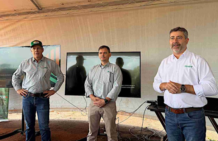 FarmENGAGE unifica dados de máquinas e avança no Brasil